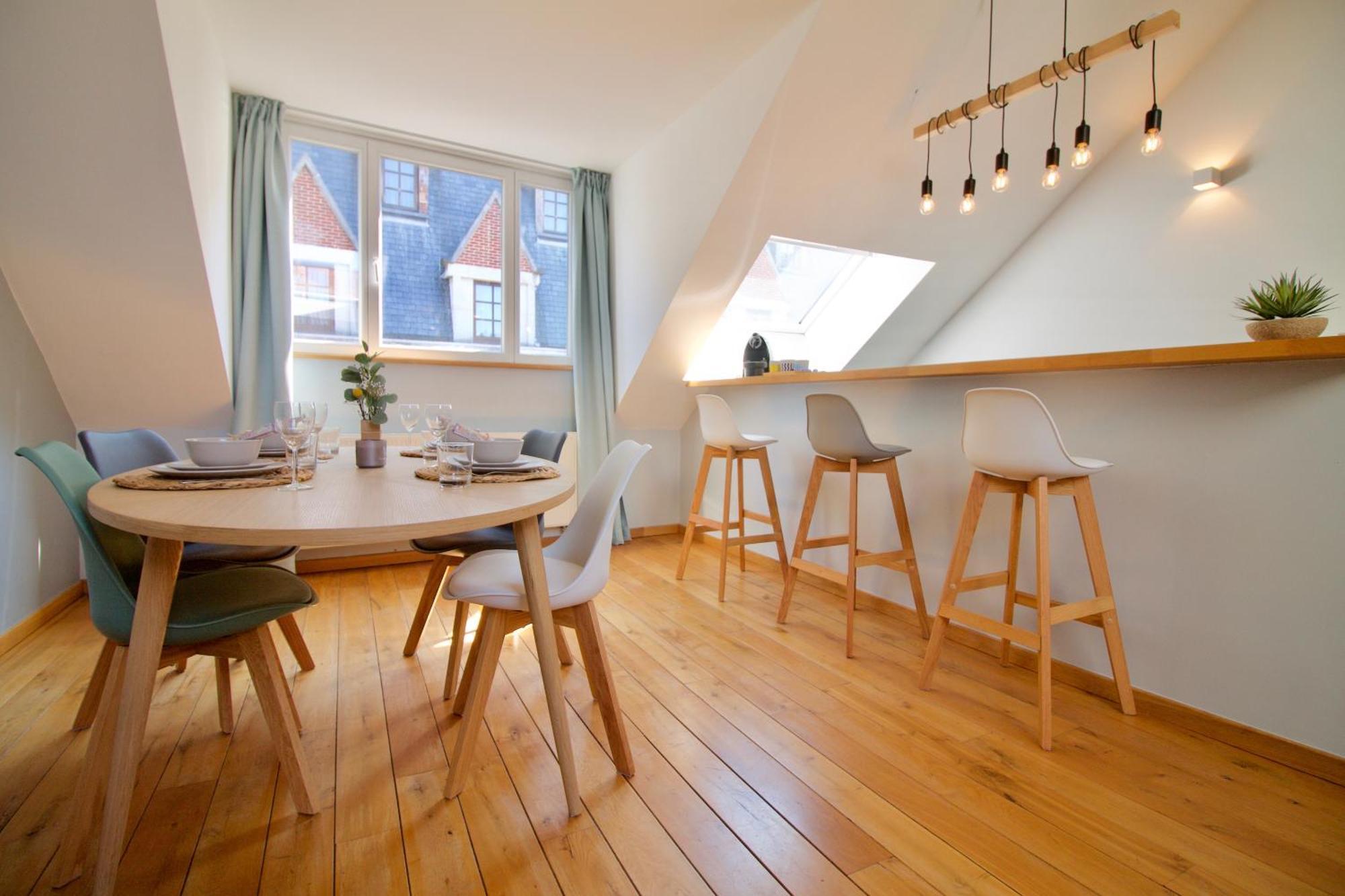 Heart Of Grand Place - Stunning 2Br Duplex Bryssel Exteriör bild