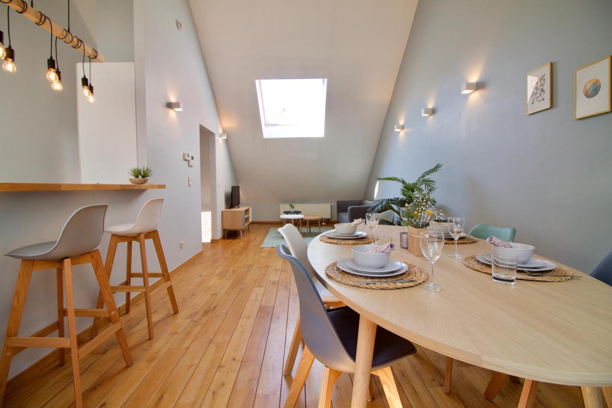 Heart Of Grand Place - Stunning 2Br Duplex Bryssel Exteriör bild